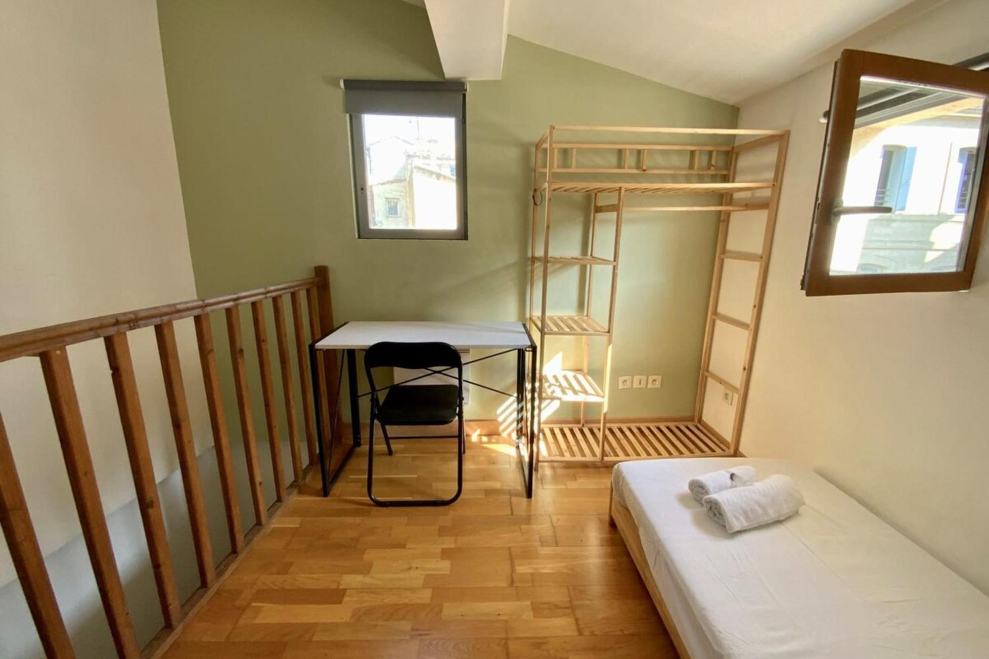 The Triplex- 3 Bedrooms In The Escutcheon! Montpellier Dış mekan fotoğraf